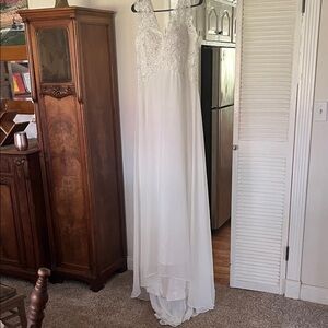 Elegant White Maxi Dress